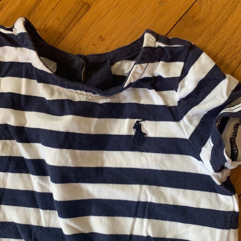 Adorable Ralph Lauren navy/white shirt